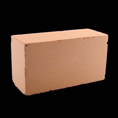 Высокотемпературный огнеупорный кирпич с высоким содержанием глинозема, пористость 22%, разработанный для термической стабильности и долговечности